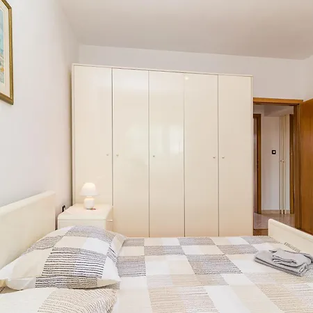 House Damir - 1 4* Pula